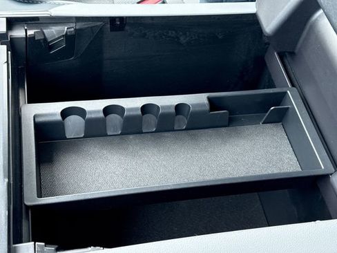 Used 2023 Ford F150 Limited image 21