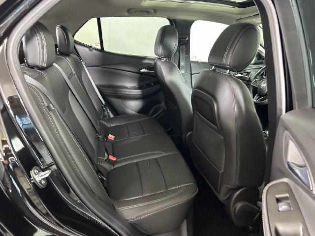 Used 2023 Buick Encore GX Essence w/ Experience Buick Package FWD image 26