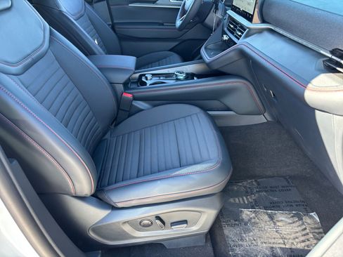 New 2025 Ford Explorer ST-Line w/ Premium Package image 19