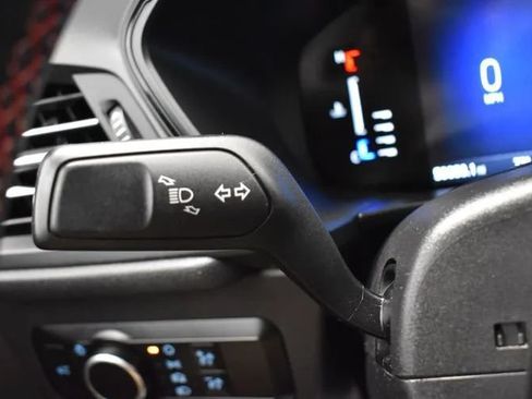 Used 2024 Ford Escape ST-Line FWD image 25