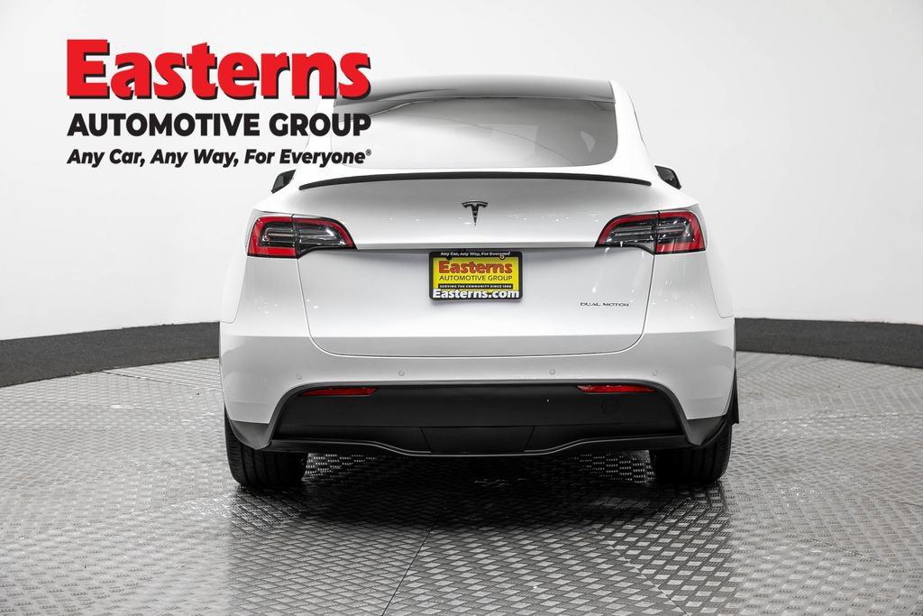 Used 2021 Tesla Model Y Long Range AWD/4WD image 7