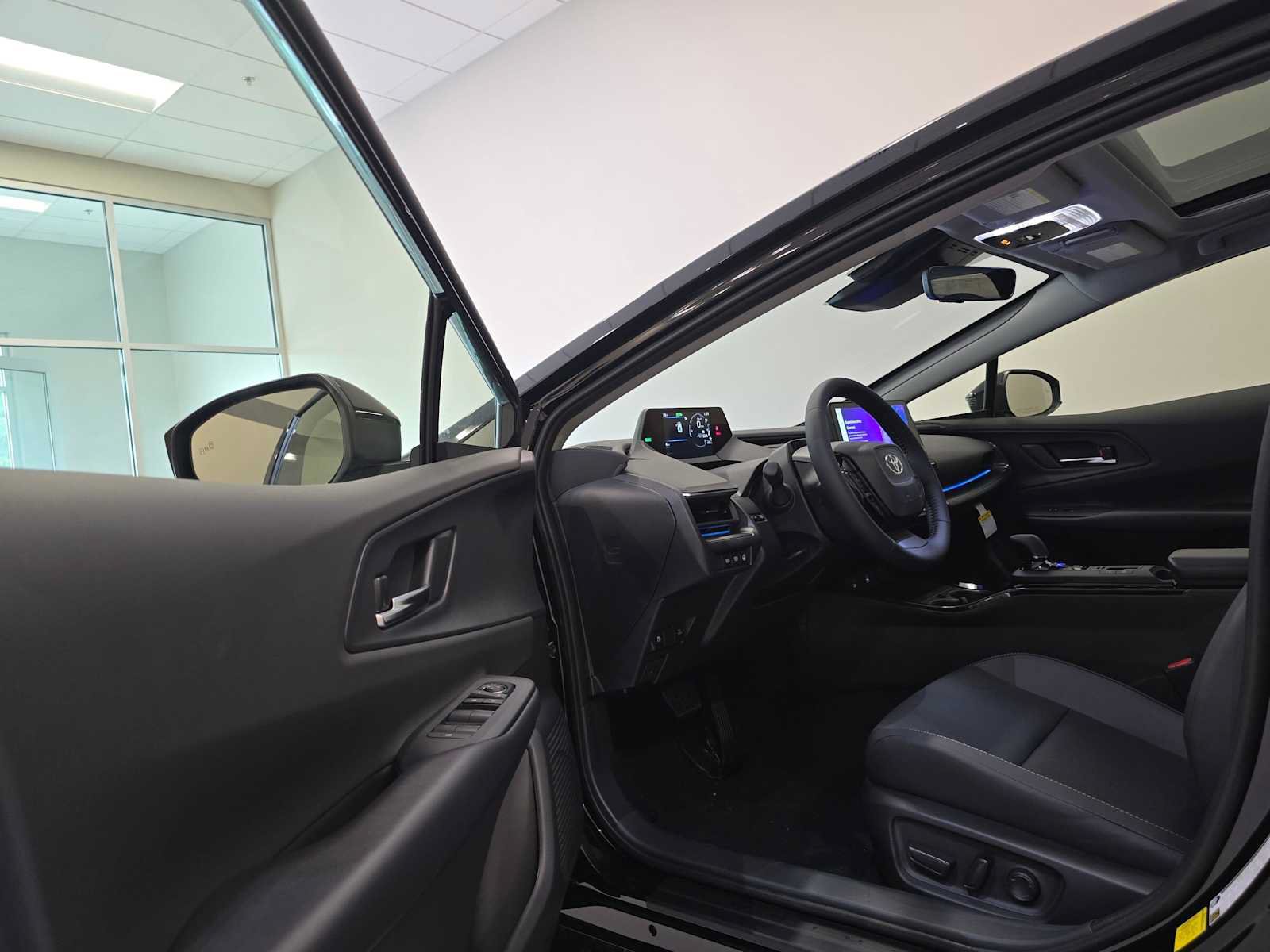New 2027 Toyota Prius Plug-In Hybrid FWD image 22