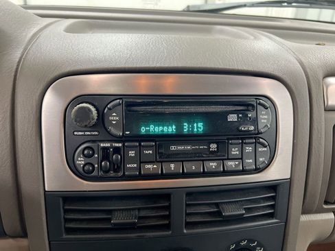 Used 2002 Jeep Grand Cherokee Sport image 14