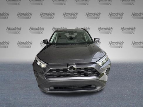 Used 2025 Toyota RAV4 XLE FWD image 3