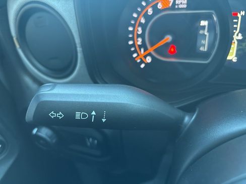 Used 2024 Jeep Wrangler Sport S image 23