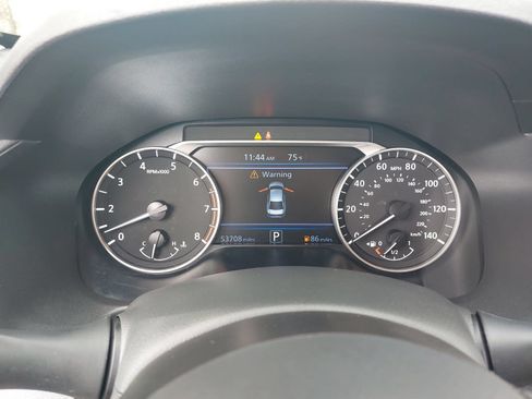 Used 2025 Nissan Altima 2.5 SV FWD image 19