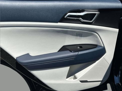 New 2025 Kia Sportage EX w/ EX Premium Package image 19