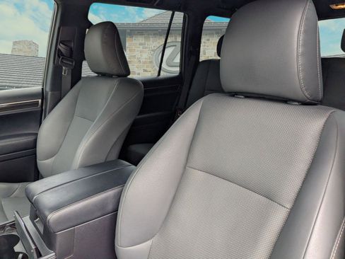 Certified 2023 Lexus GX 460 Premium AWD/4WD image 8