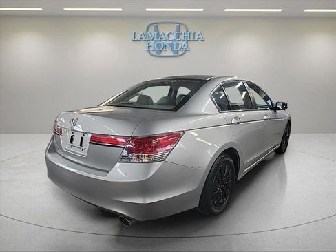 Used 2011 Honda Accord LX image 6