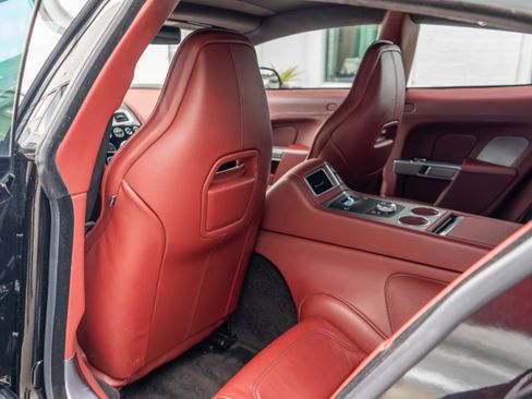Used 2016 Aston Martin Rapide S image 21
