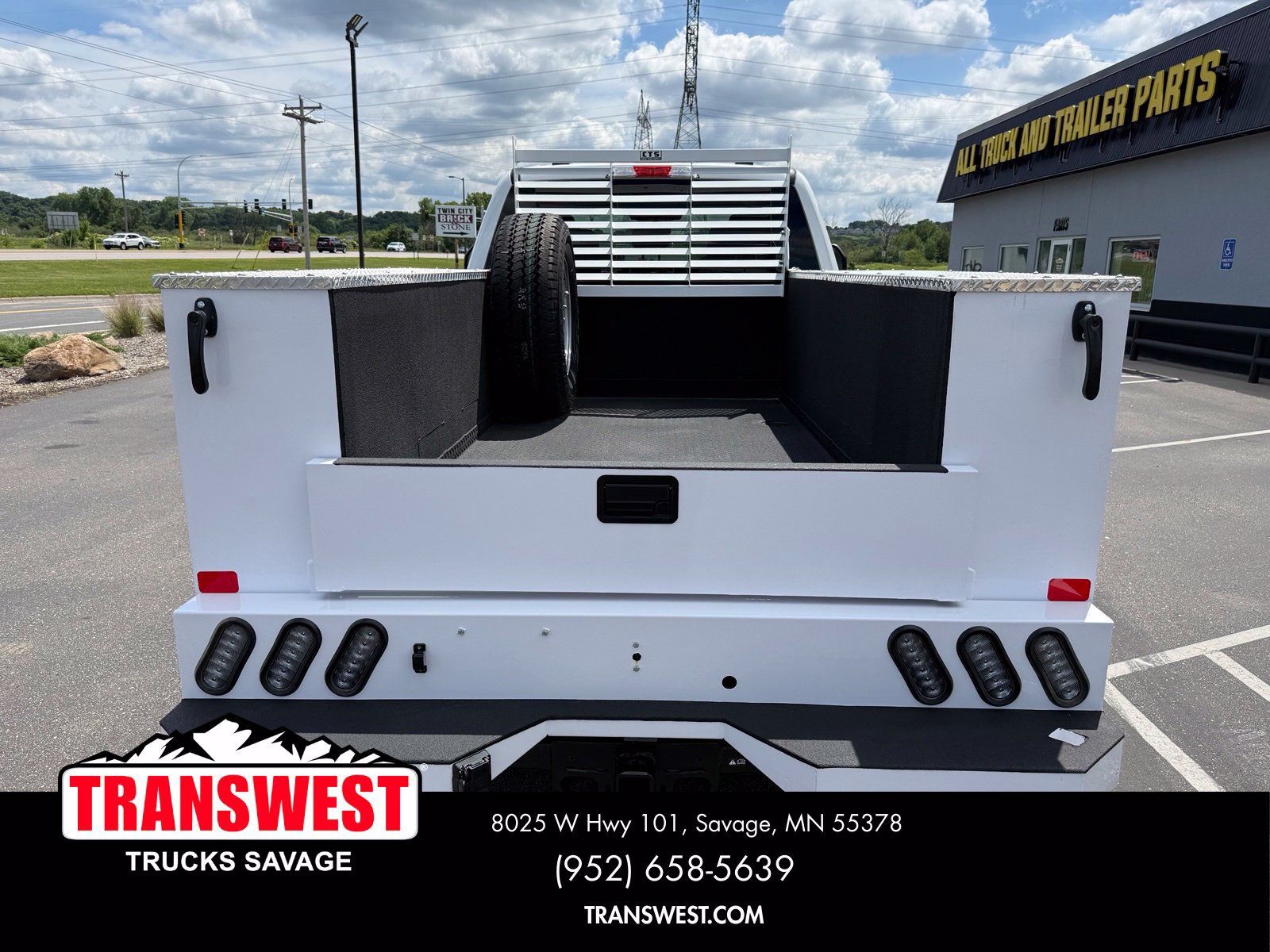 Used 2025 Ford F350 XLT AWD/4WD image 13