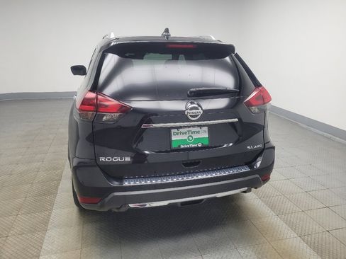 Used 2018 Nissan Rogue SL w/ Premium Package image 6
