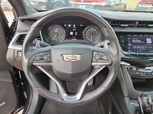 Used 2020 Cadillac XT6 Sport AWD/4WD image 16