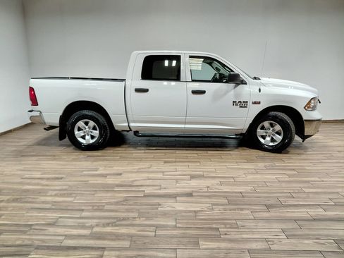 Used 2023 RAM 1500 Classic SLT w/ Protection Group AWD/4WD image 17