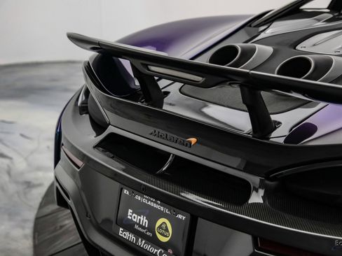 Used 2019 McLaren 600LT RWD image 18