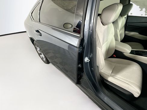Used 2024 Honda Accord EX image 28