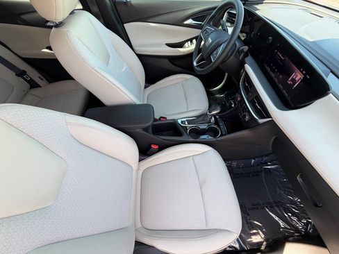 Used 2024 Buick Encore GX Preferred FWD image 10