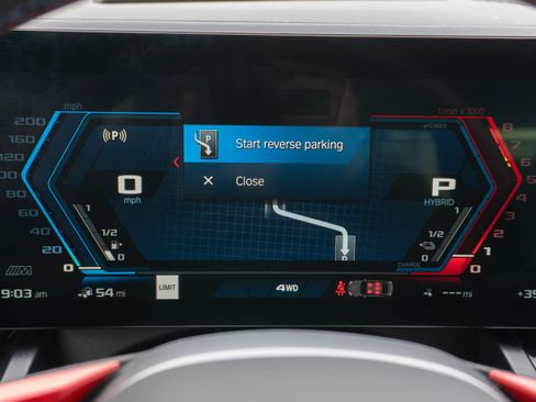 Used 2025 BMW M5 w/ Carbon Package image 22