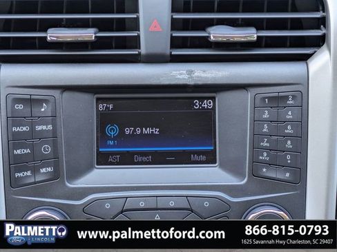 Used 2016 Ford Fusion SE FWD image 17
