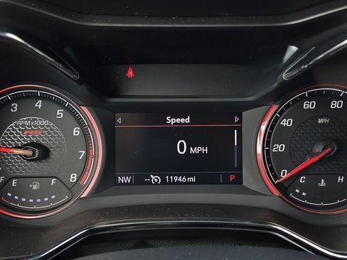 Used 2023 Chevrolet TrailBlazer RS w/ Sun and Liftgate Package FWD image 22