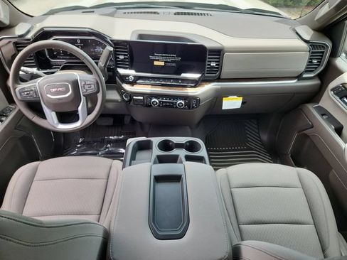 New 2026 GMC Sierra 1500 SLE w/ Max Trailering Package AWD/4WD image 13
