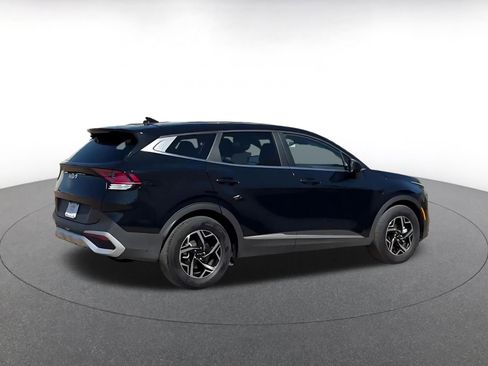 Used 2025 Kia Sportage LX image 12