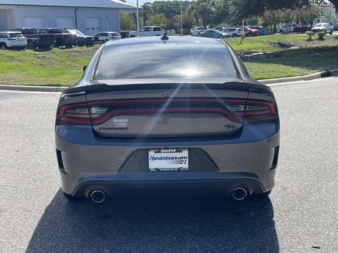 Used 2022 Dodge Charger R/T w/ Blacktop Package RWD image 8