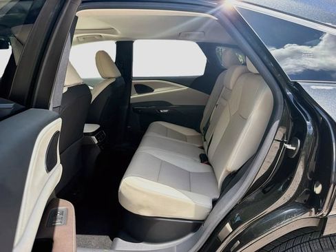Used 2025 Lexus RX 350 Premium Plus w/ Accessory Package (Z1) FWD image 22