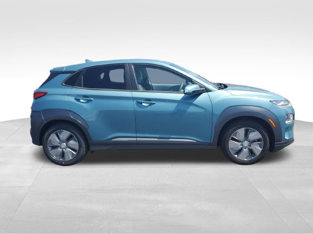 Used 2021 Hyundai Kona Ultimate w/ Cargo Package FWD image 3