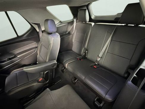 Used 2020 Chevrolet Traverse Premier FWD image 27