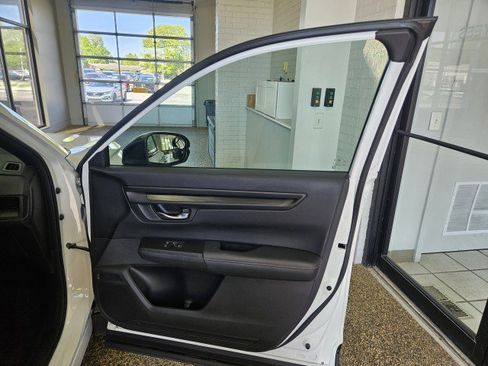 Used 2023 Honda CR-V Sport image 14