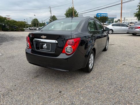 Used 2014 Chevrolet Sonic LT FWD image 37