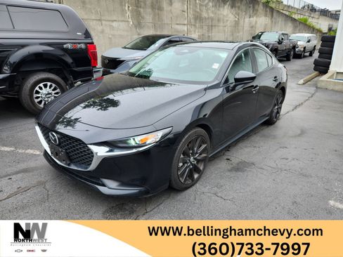 Used 2024 MAZDA MAZDA3 s FWD image 1