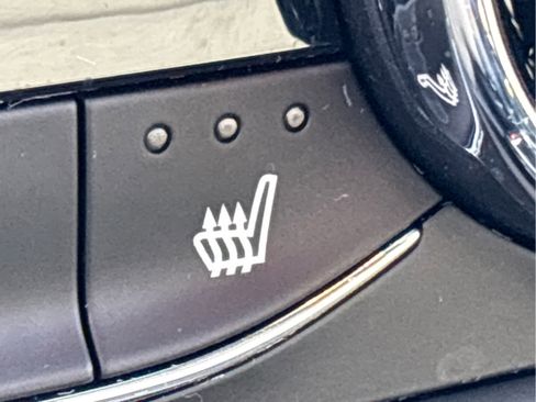 Certified 2023 Chevrolet TrailBlazer RS w/ Convenience Package image 21