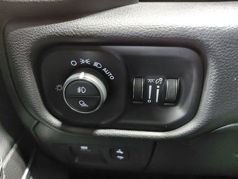 Used 2022 RAM 1500 Laramie AWD/4WD image 47