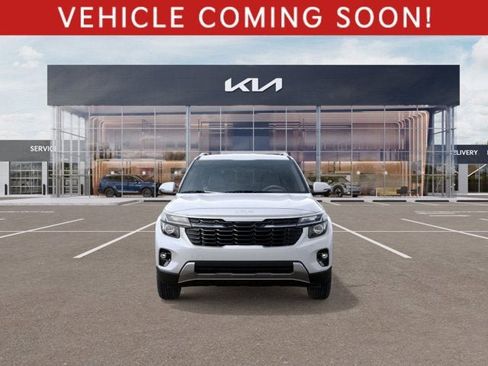 New 2026 Kia Seltos S image 2