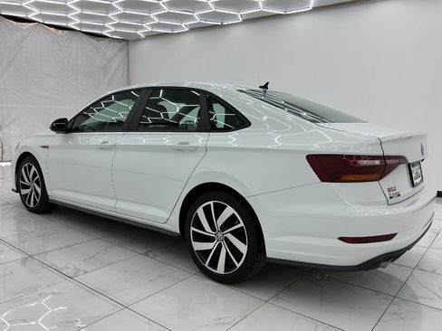 Used 2019 Volkswagen Jetta GLI FWD image 12