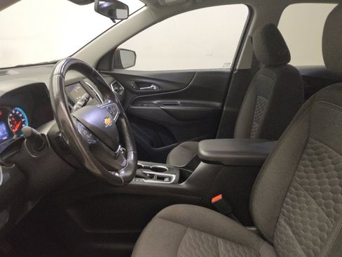 Used 2019 Chevrolet Equinox LT image 17