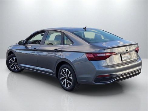 Used 2024 Volkswagen Jetta S image 6