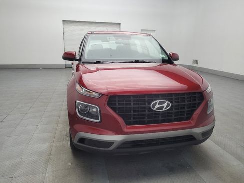 Used 2024 Hyundai Venue SE image 14