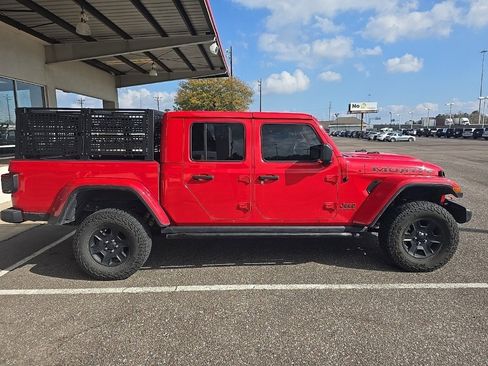 Used 2022 Jeep Gladiator Mojave image 2