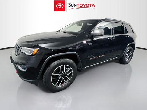 Used 2021 Jeep Grand Cherokee Trailhawk w/ Trailhawk Luxury Group AWD/4WD image 9