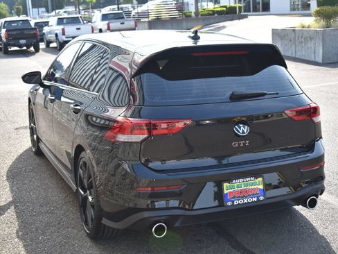 Used 2024 Volkswagen GTI SE FWD image 7