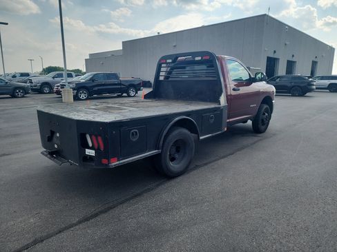 Used 2022 RAM 3500 Tradesman image 2