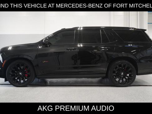 Used 2025 Cadillac Escalade V w/ LPO, ONYX Package AWD/4WD image 3
