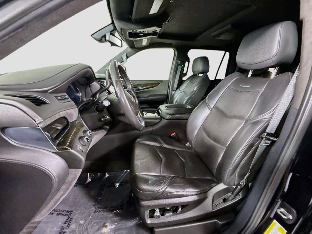 Used 2020 Cadillac Escalade Platinum AWD/4WD image 20