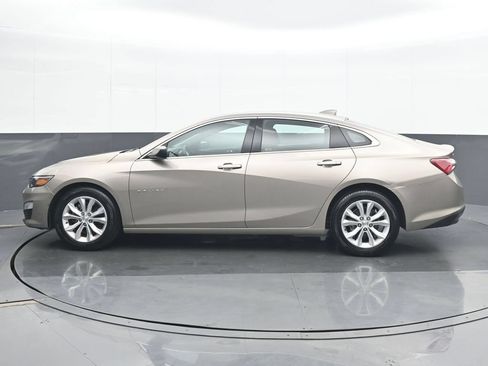 Used 2022 Chevrolet Malibu LT FWD image 3