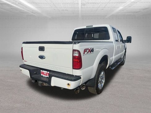 Used 2016 Ford F350 Lariat w/ Lariat Interior Package AWD/4WD image 3