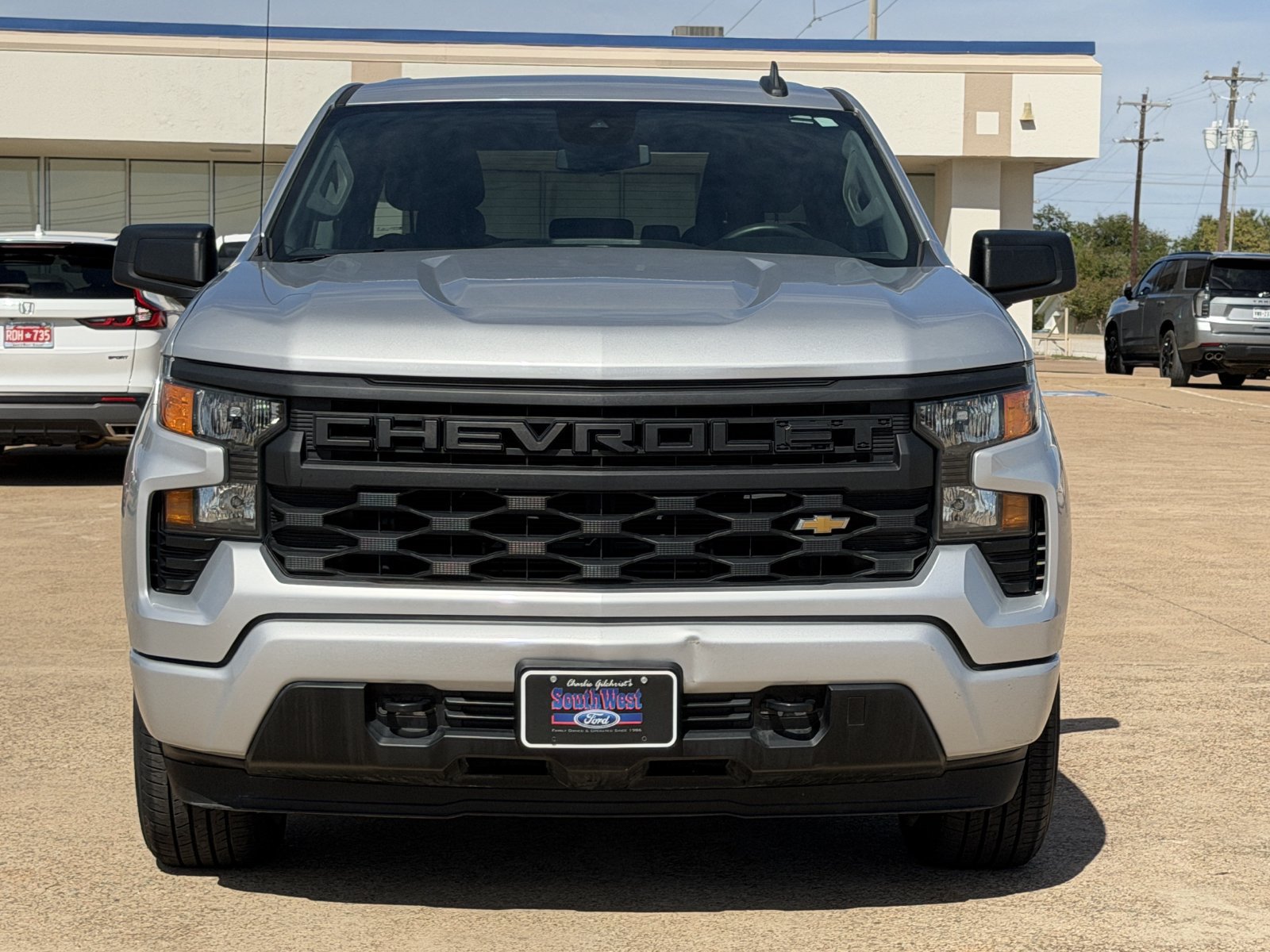 Used 2022 Chevrolet Silverado 1500 Custom AWD/4WD image 9
