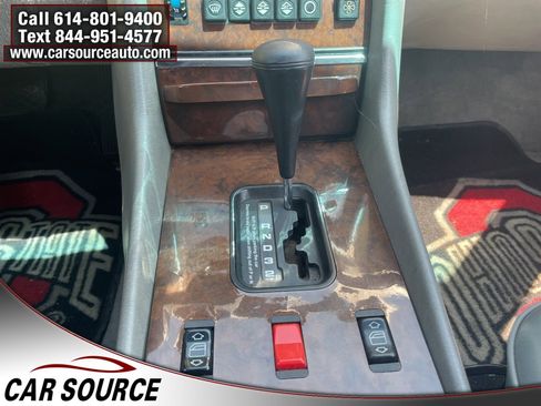 Used 1989 Mercedes-Benz 560 SL image 23